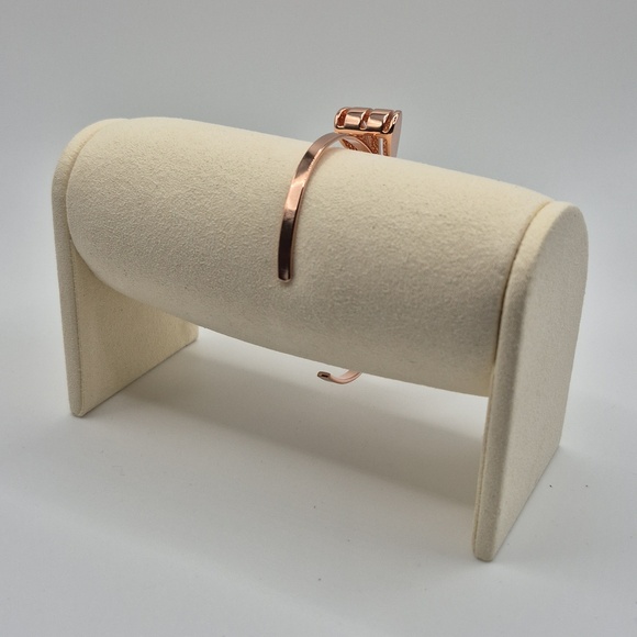 Ted Baker ROSE GOLD Bow Cuff - Picture 2 of 4